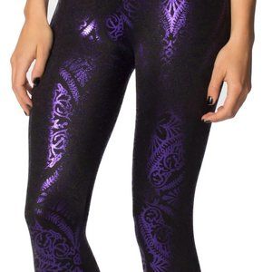BlackMilk - Geometric Floral Violet Leggings